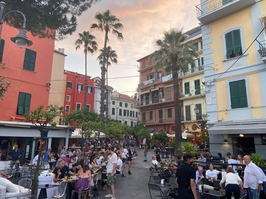 Appartamento Incantevole In Piazza Bresca, Sanremo Eksteriør bilde